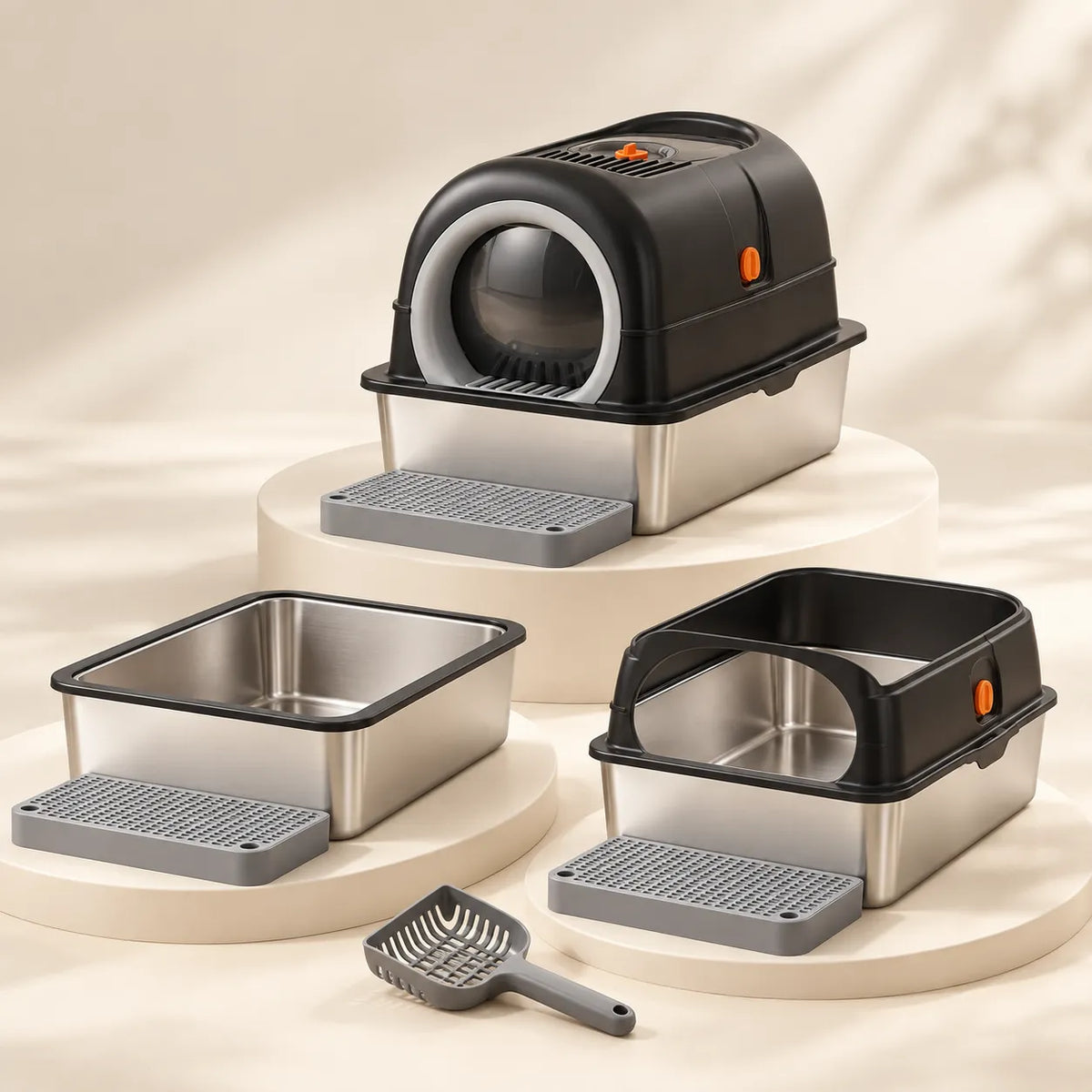 3-in-1 litter box shown in its open, semi-enclosed and fully enclosed configurations
